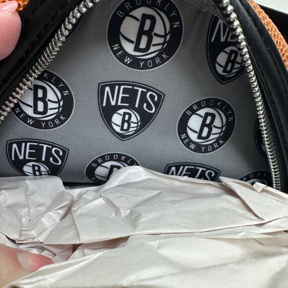New Loungefly NBA Brooklyn Nets Mini Backpack Basketball NWT - Picture 7 of 8